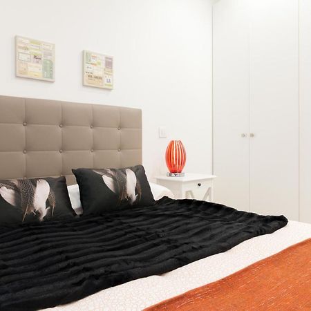 For You Rentals New Design Apartment Temporal Puerta Del Sol Pre10C Madrid Luaran gambar