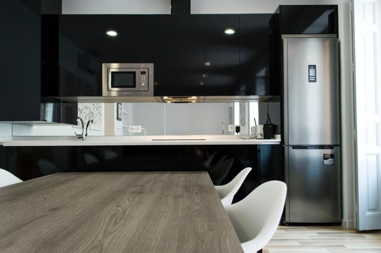For You Rentals New Design Apartment Temporal Puerta Del Sol Pre10C Madrid Luaran gambar