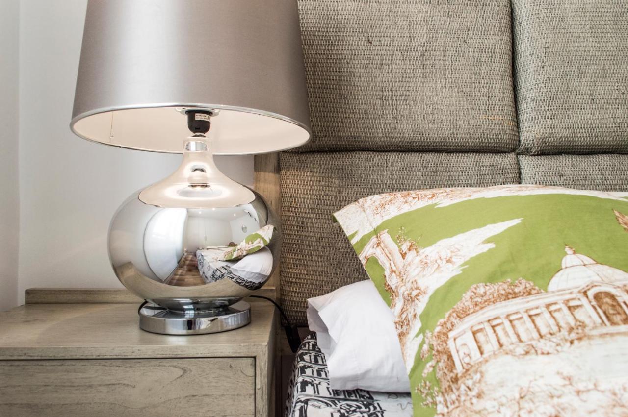 For You Rentals New Design Apartment Temporal Puerta Del Sol Pre10C Madrid Luaran gambar