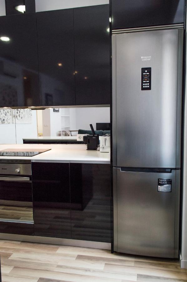 For You Rentals New Design Apartment Temporal Puerta Del Sol Pre10C Madrid Luaran gambar