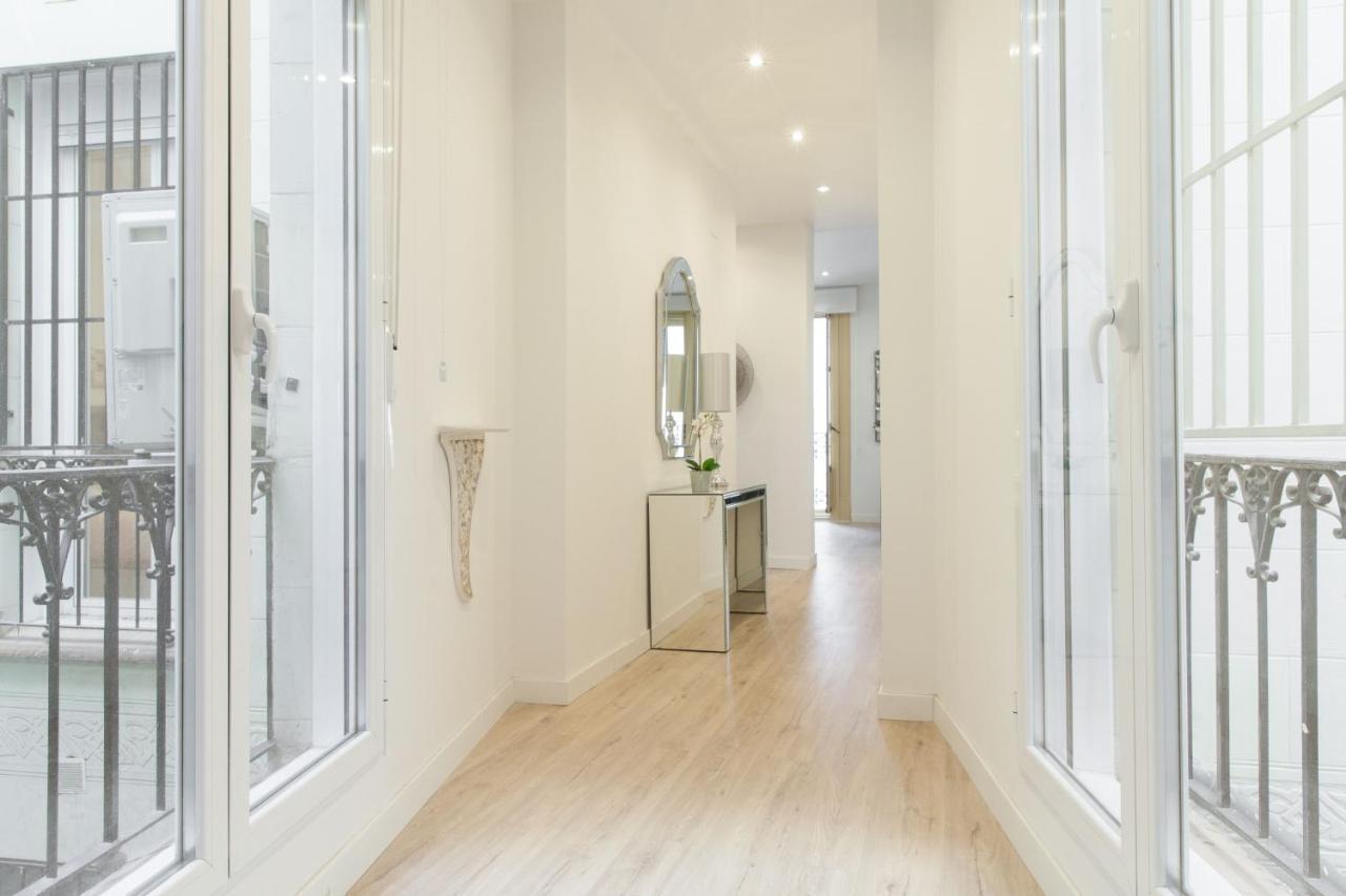 For You Rentals New Design Apartment Temporal Puerta Del Sol Pre10C Madrid Luaran gambar