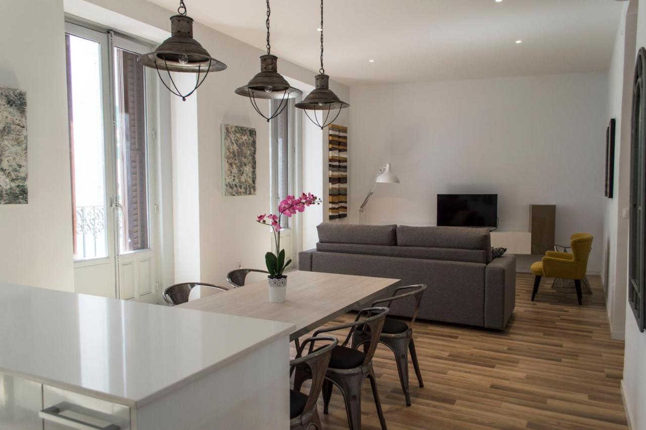 For You Rentals New Design Apartment Temporal Puerta Del Sol Pre10C Madrid Luaran gambar