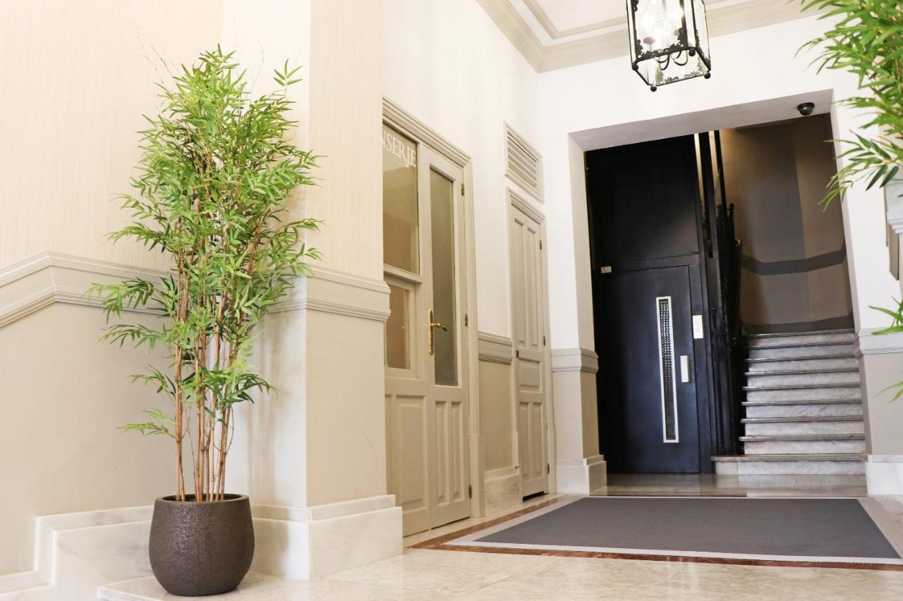 For You Rentals New Design Apartment Temporal Puerta Del Sol Pre10C Madrid Luaran gambar