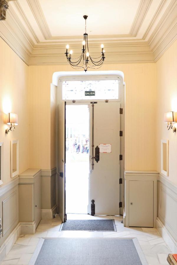 For You Rentals New Design Apartment Temporal Puerta Del Sol Pre10C Madrid Luaran gambar