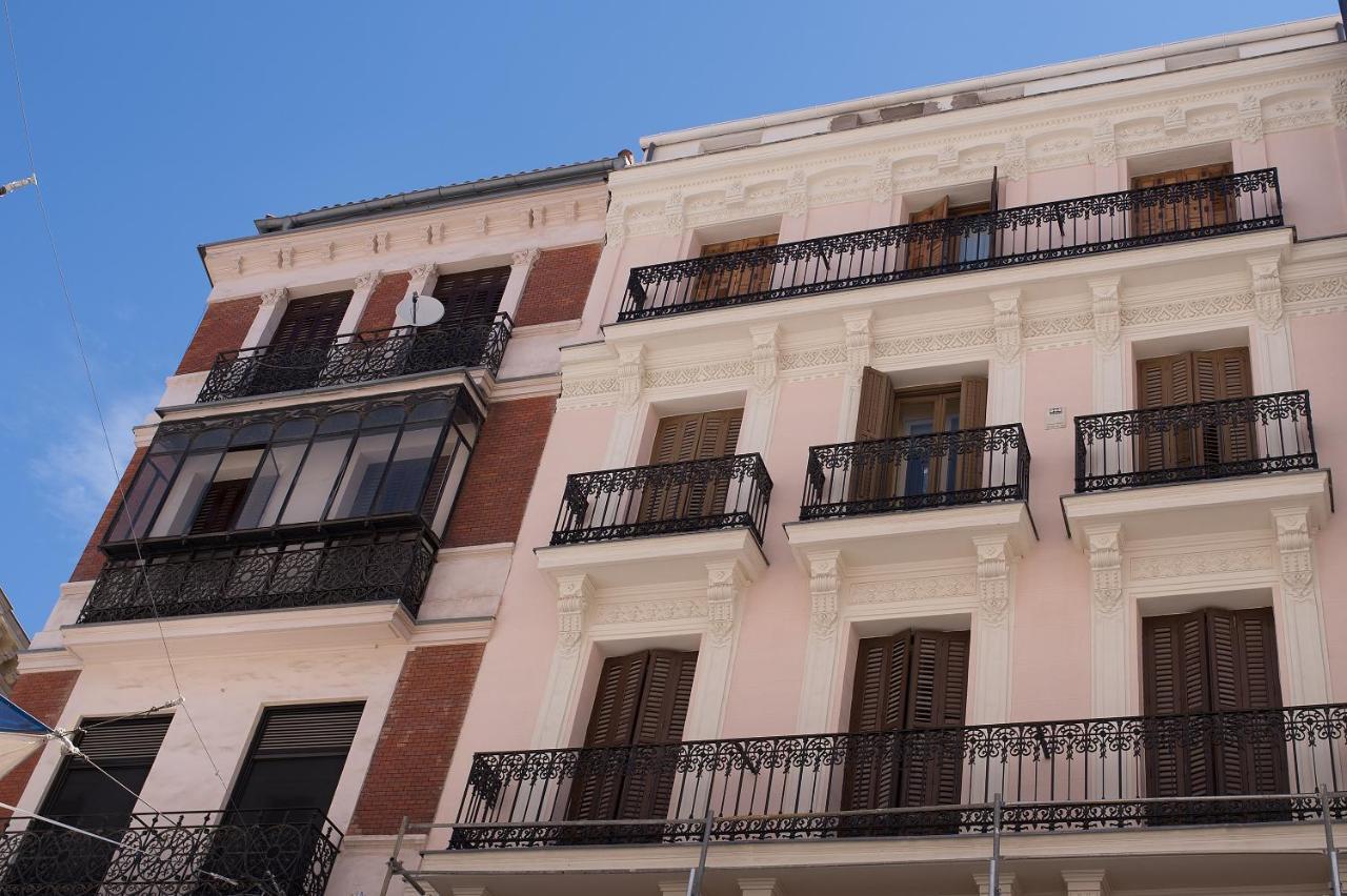 For You Rentals New Design Apartment Temporal Puerta Del Sol Pre10C Madrid Luaran gambar